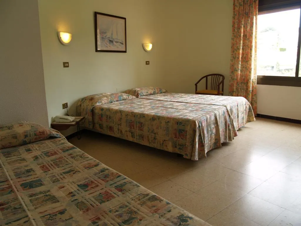 Double or Twin STANDARD Room, Hostal del Sol, Costa Brava