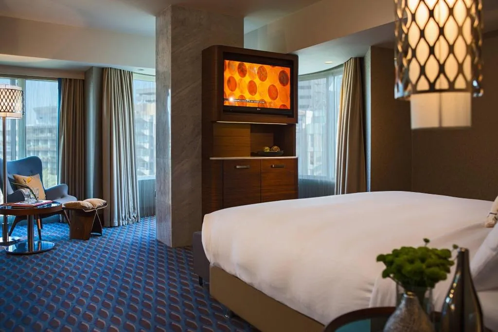Room, Renaissance Izmir, Izmir