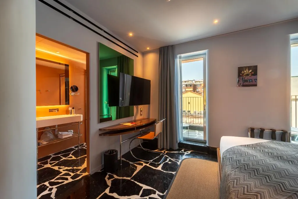 DOUBLE WITH BALCONY Room, Hotel Calimala Milano, Milan