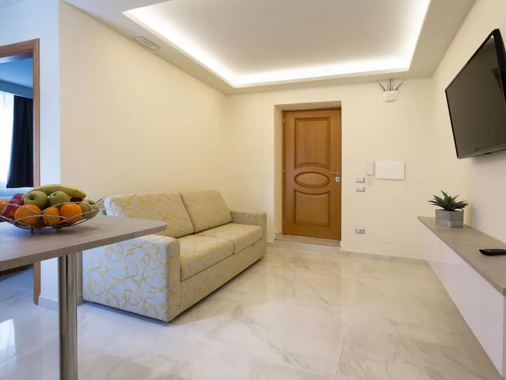 QUADRUPLE STANDARD Room, Buono BB, Naples