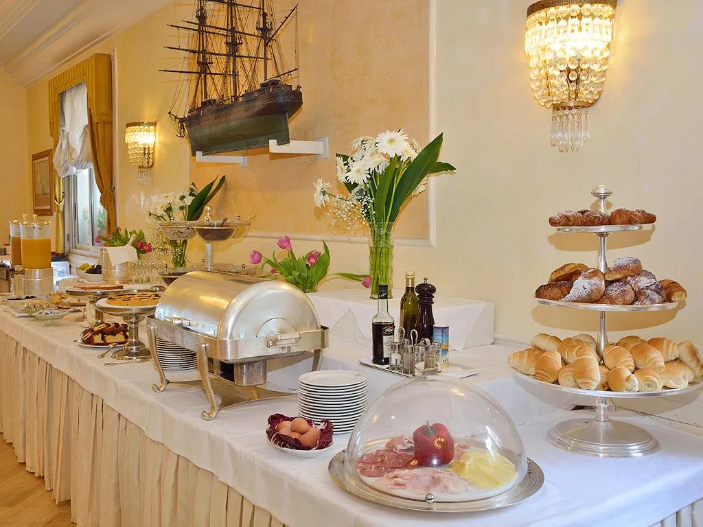 Restaurant, Hellenia Yachting, Catania