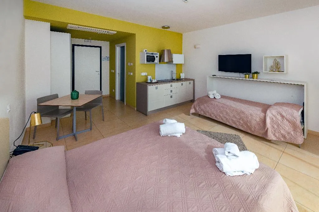 TRIPLE SEA VIEW Room, Zeus Residence Hotel - ApartHotel, Catania