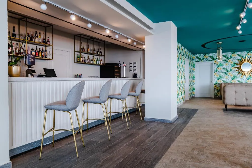 Bar, Seaview Hotel - Adults Only 16+, Malta