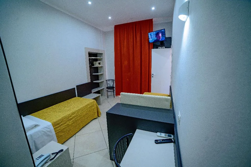 TWIN BASIC Room, Hotel Demó, Milan