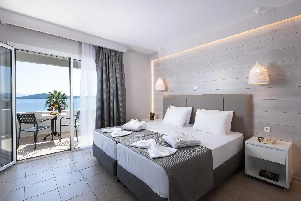 FAMILY ROOM EXECUTIVE SEA VIEW Room, Alexandros Palace Hotel & Suites, Halkidiki