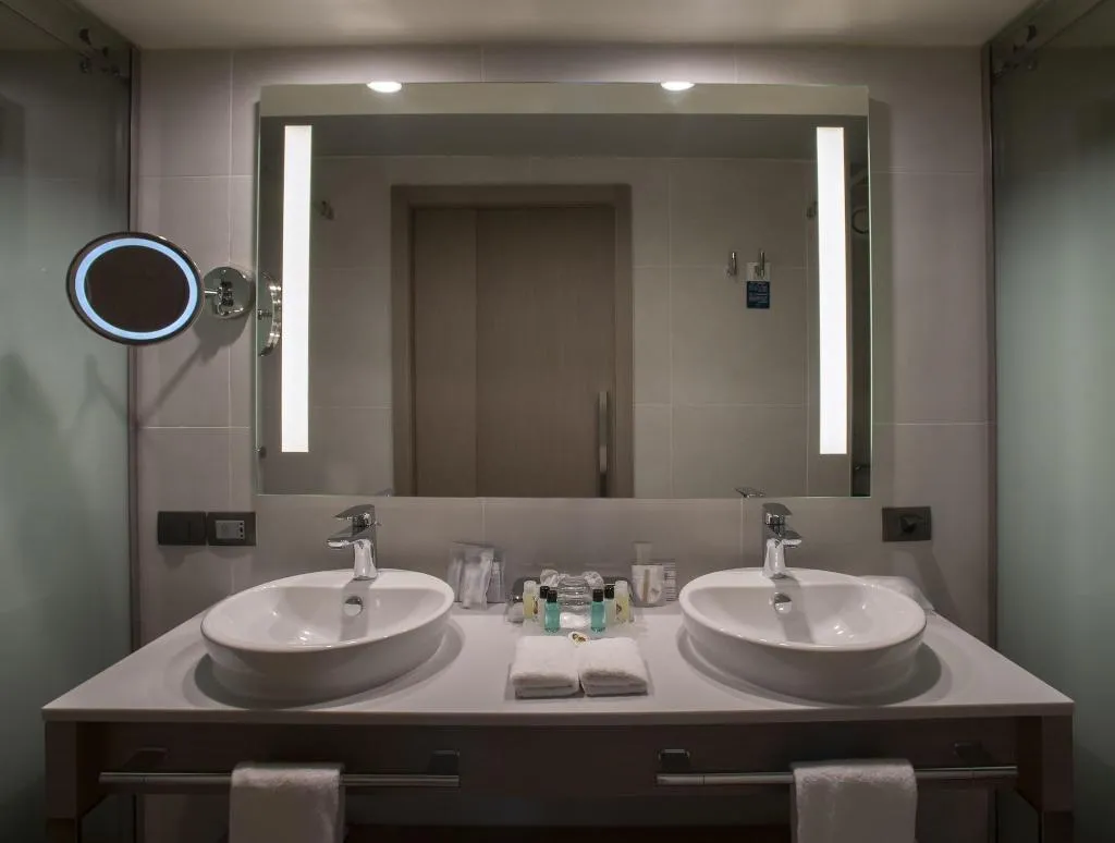 Room, Four Points By Sheraton Izmir, Izmir
