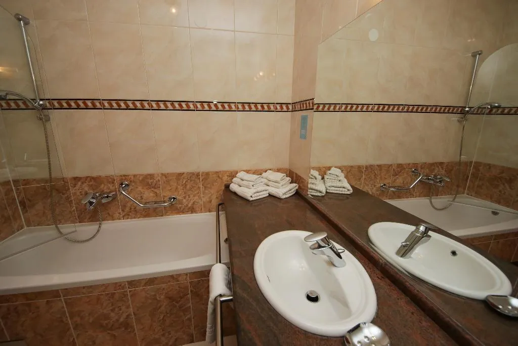 DOUBLE SUPERIOR SEA VIEW Room, Villa Radin, Split