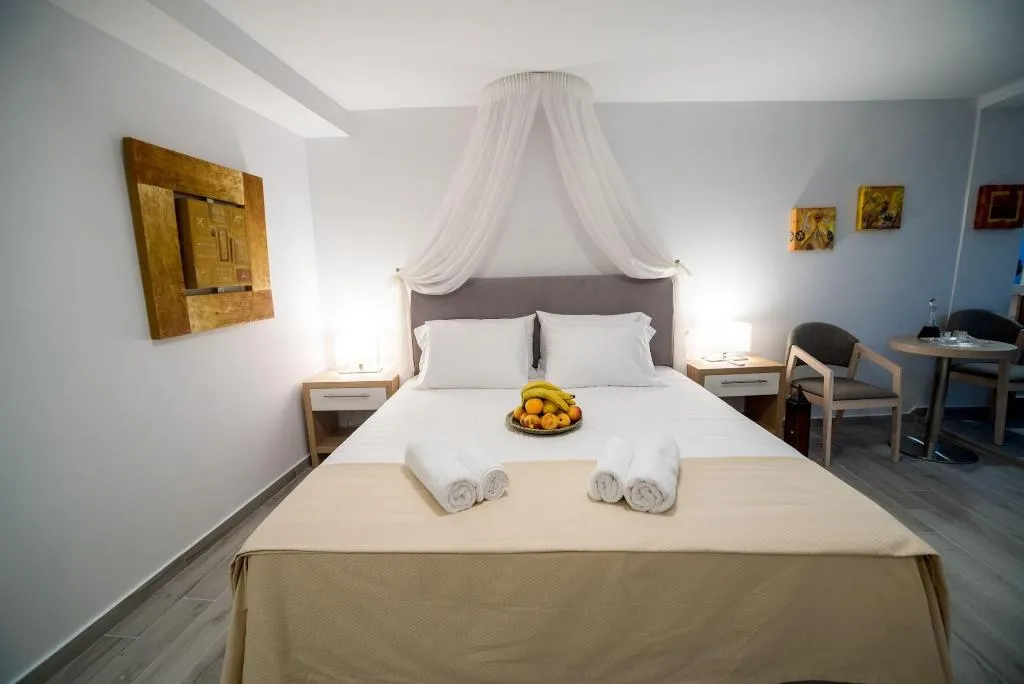 Room, Kratiras View Luxury Suites, Santorini