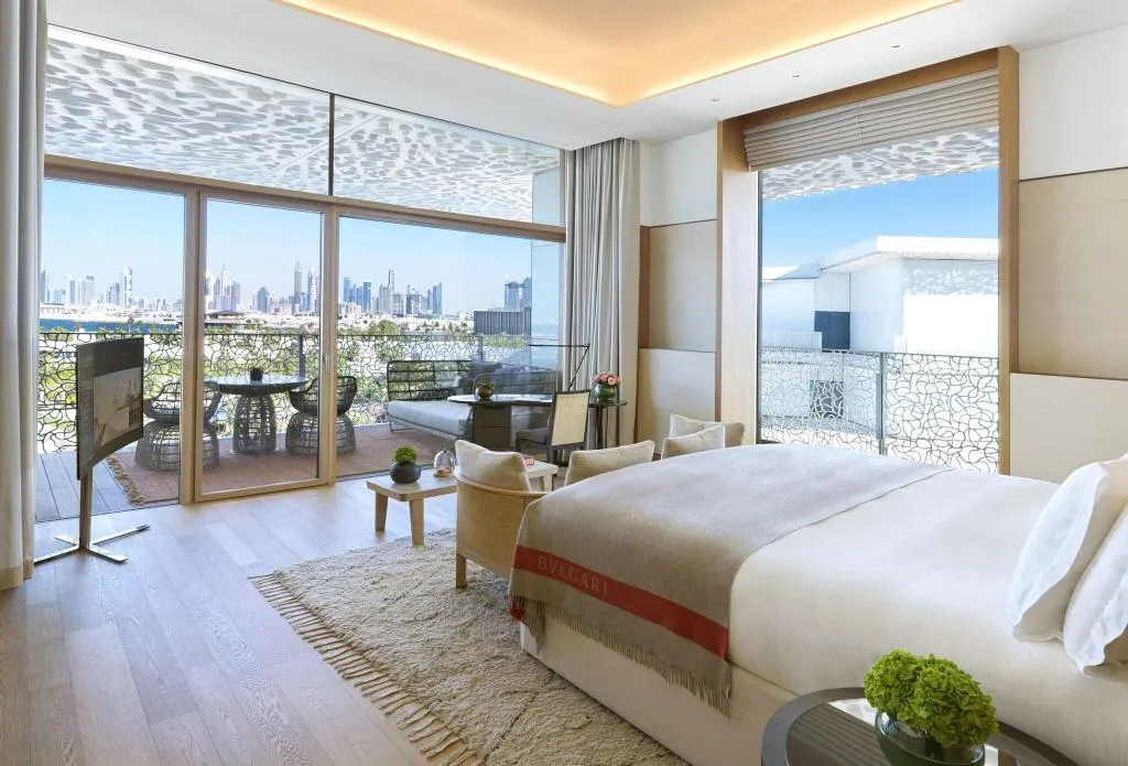 DOUBLE DELUXE WITH VIEWS Room, Bulgari Hotel & Resorts, Dubai, Dubai