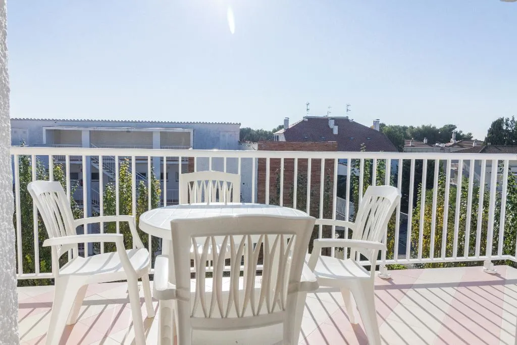 APARTMENT CAPACITY 4 Room, Sunway Amapola Apartments, Costa Brava