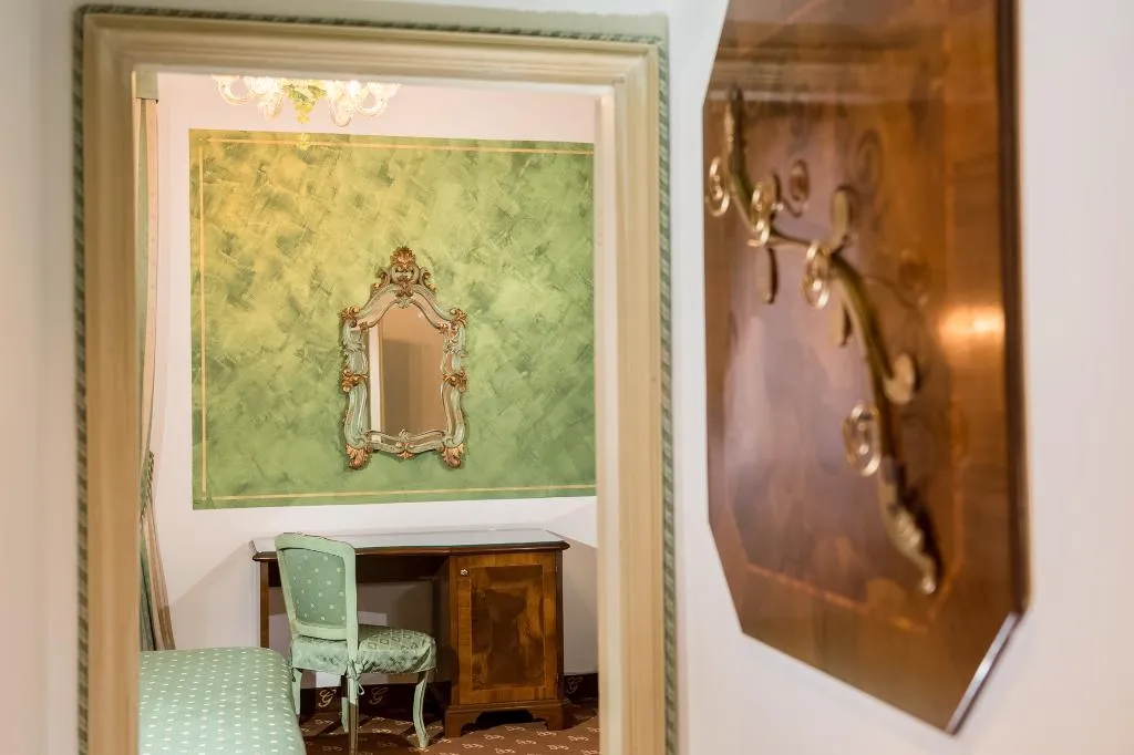 DOUBLE SUPERIOR Room, Giorgione Hotel, Venice