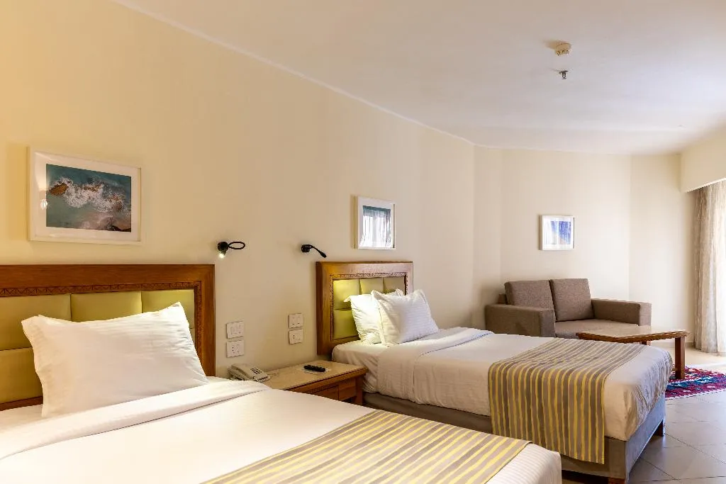 FAMILY ROOM GARDEN VIEW Room, Fort Arabesque Resort, Spa and Villas, Red Sea Riviera
