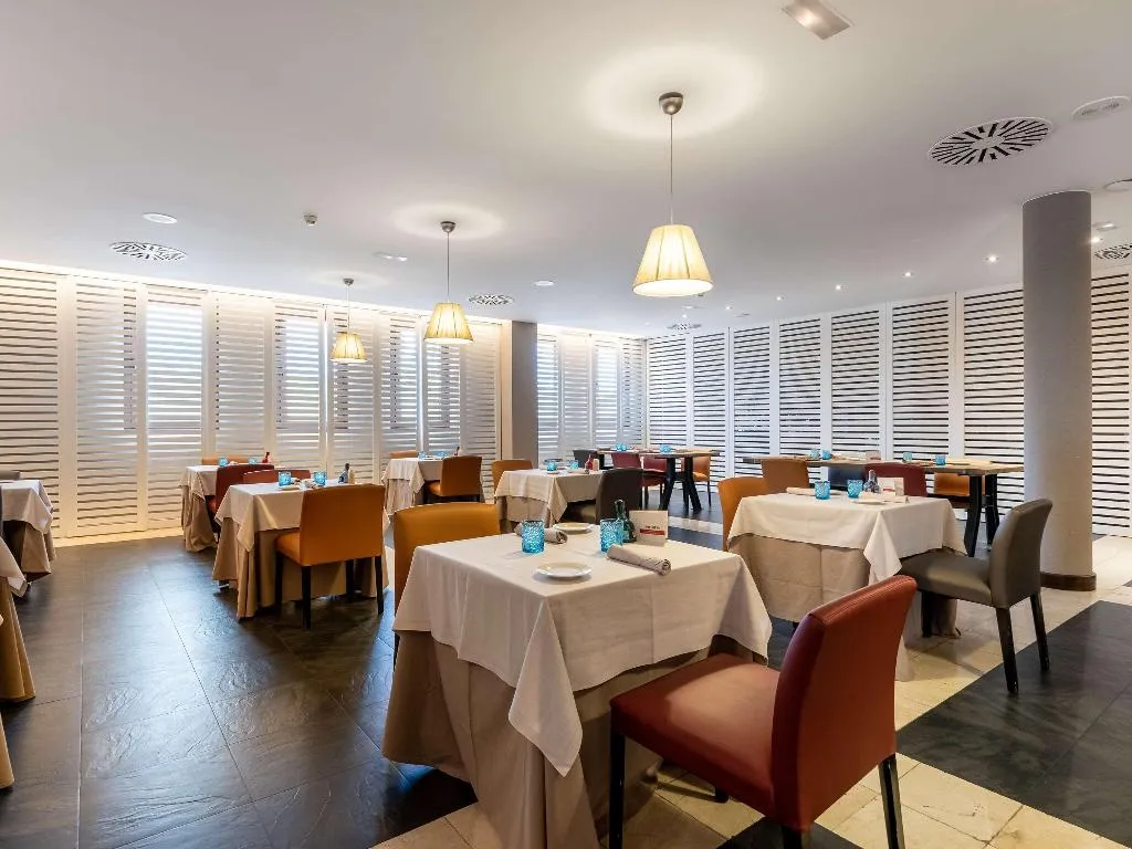 Restaurant, Castilla Termal Balneario de Olmedo, Madrid