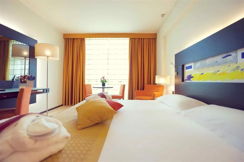 DOUBLE PREMIUM Room, Mercure Siracusa Prometeo, Catania