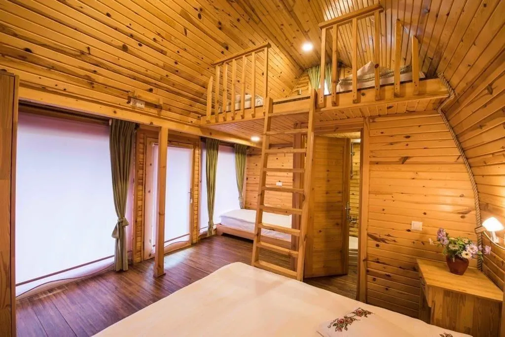 Room, Otantik Tas Ev, Dalaman