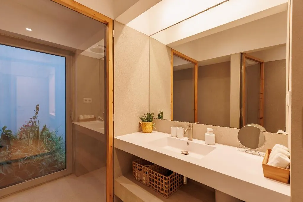 APARTMENT WITH PRIVATE POOL Room, Laranjal Farm House, Algarve