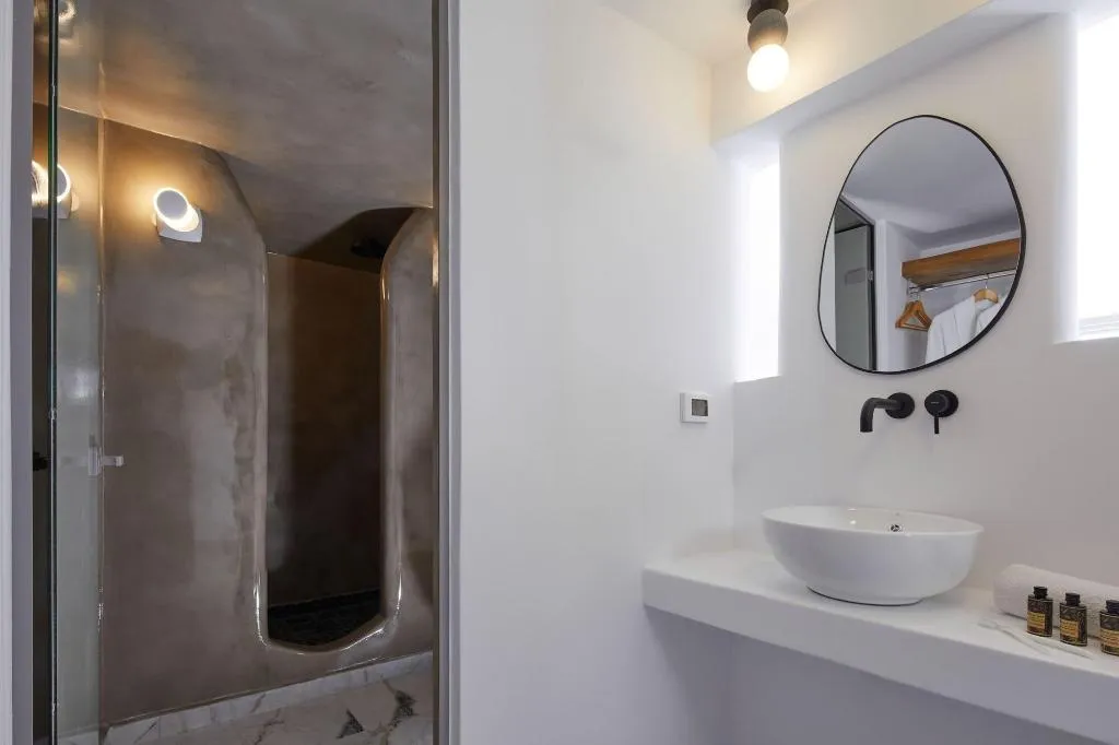 Room, Allure Breeze Suites, Santorini