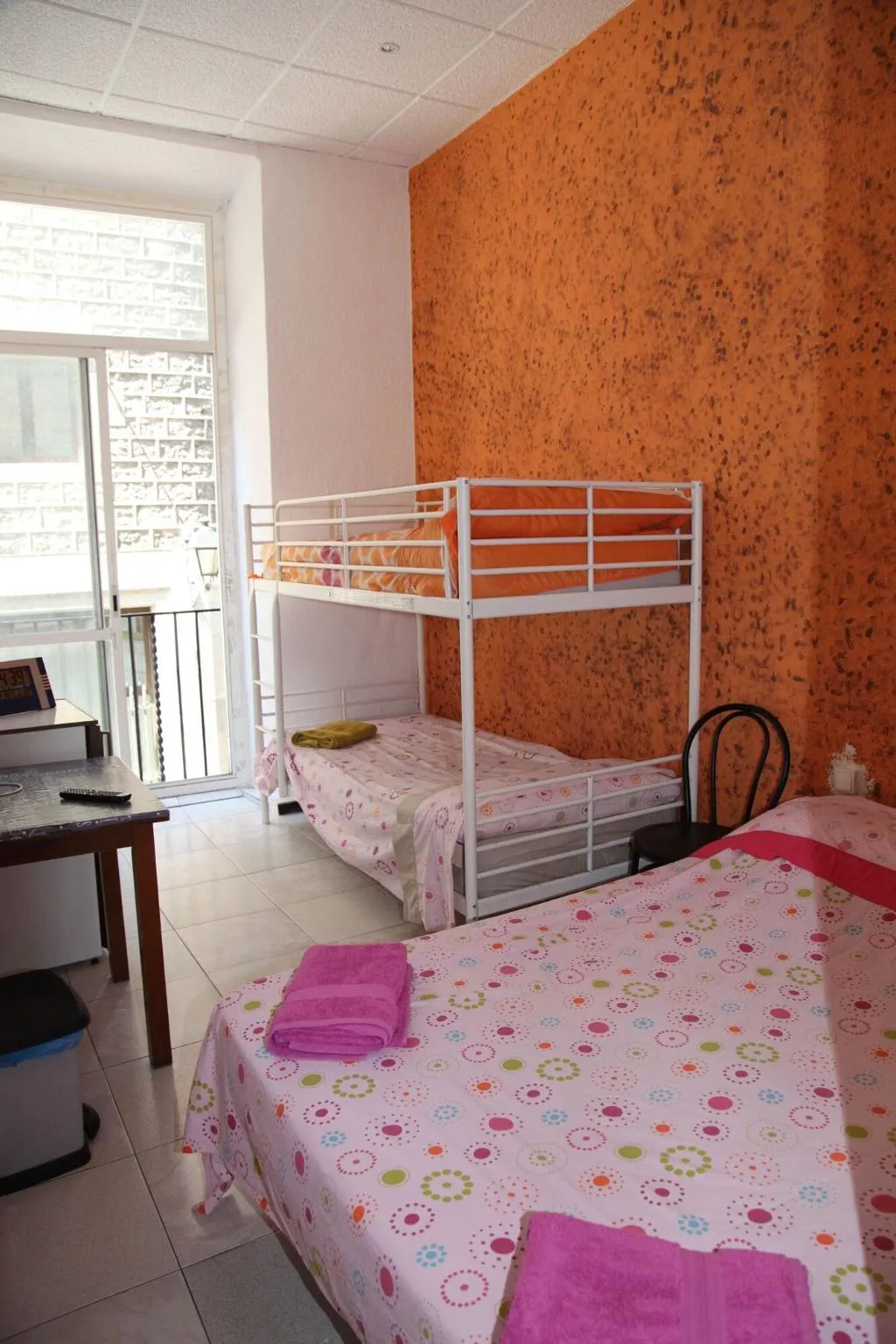 Room, Central Station Hostel Barcelona, Barcelona