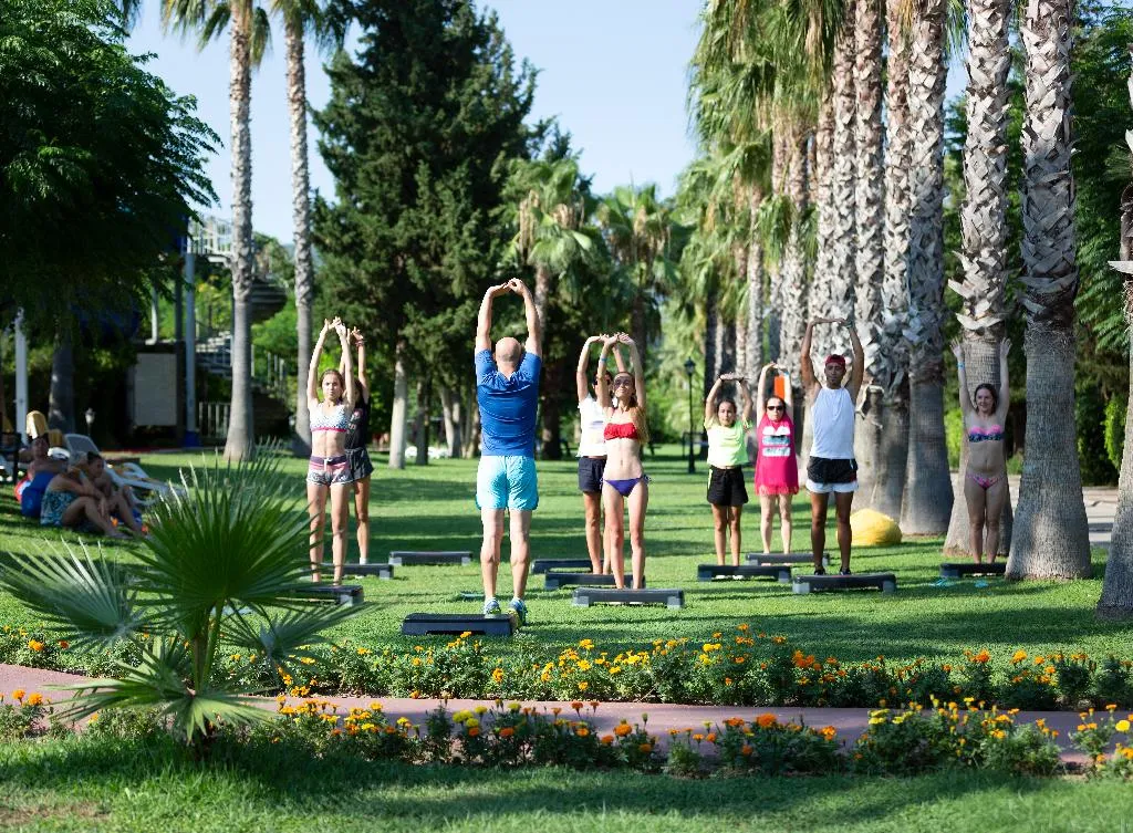 Sports and Entertainment, Si̇Mena Comfort Hotel, Antalya