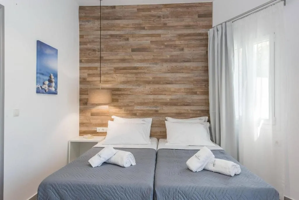 Room, Ria, Crete