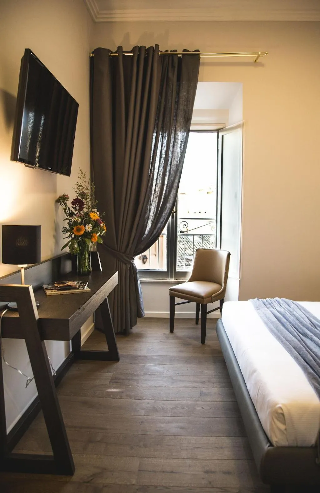 Room, Little Queen Navona, Rome