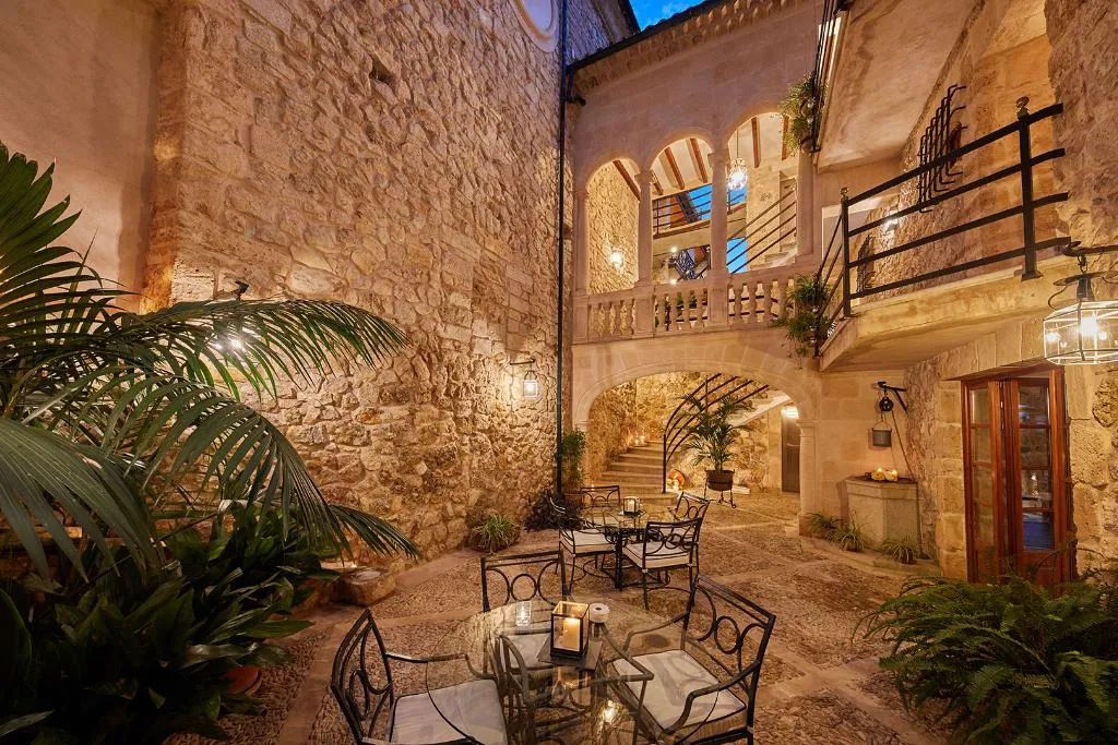Terrace, Cas Comte Petit Hotel & Spa, Majorca