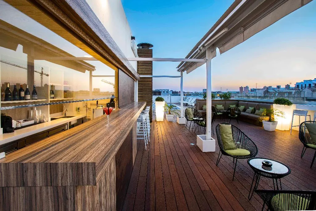 Terrace, ZT The Golden Hotel Barcelona, Barcelona