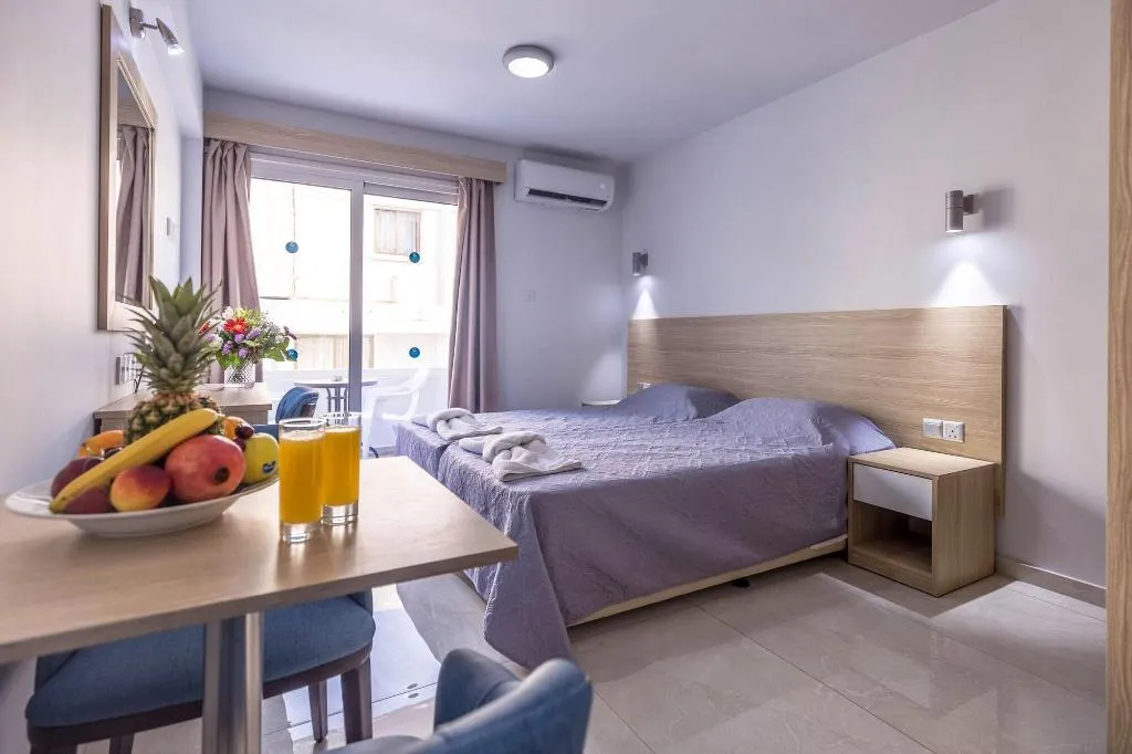 Room, Paul Marie, Cyprus