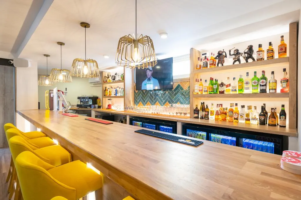 Bar, Zen airport, Costa Del Sol