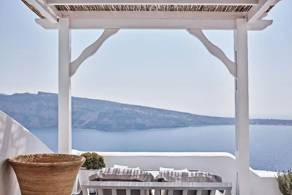 SUITE WITH PRIVATE POOL Room, Charisma Suites, Santorini