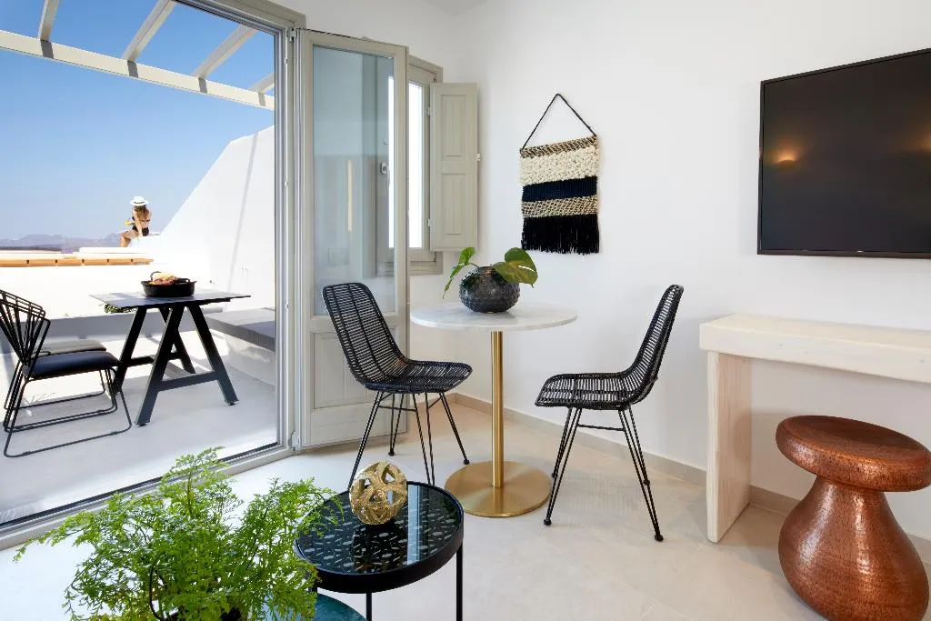 SUITE HONEYMOON Room, Phos The Boutique Luxury Hotel & Villas, Santorini