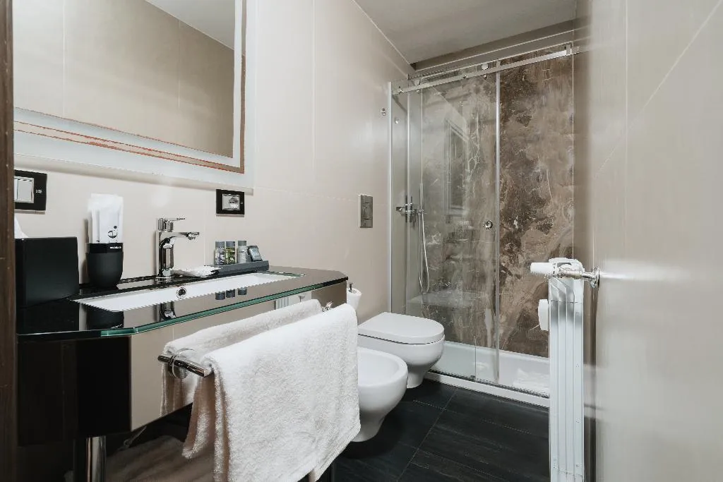 FAMILY ROOM EXECUTIVE Room, Unica Suites Roma, Rome