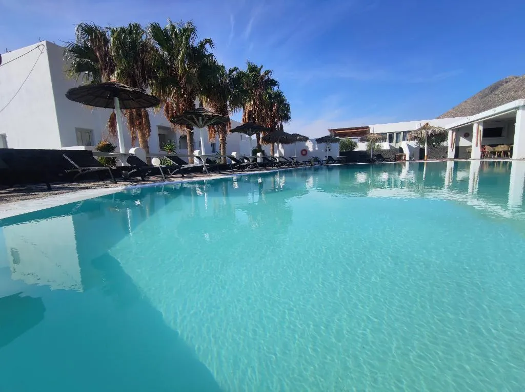 Pool, Sandy's Paradise Infinity, Santorini