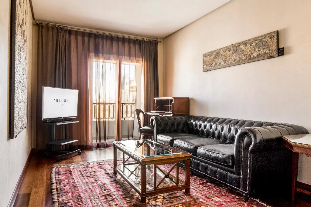 SUITE KING SIZE BED Room, Hotel Villa Real, Madrid