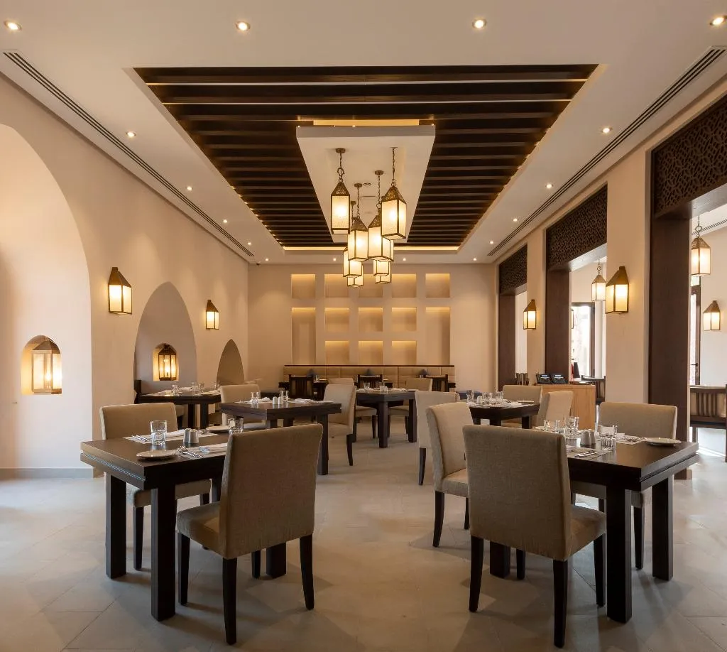 Restaurant, Mysk Al Badayer Retreat, Dubai