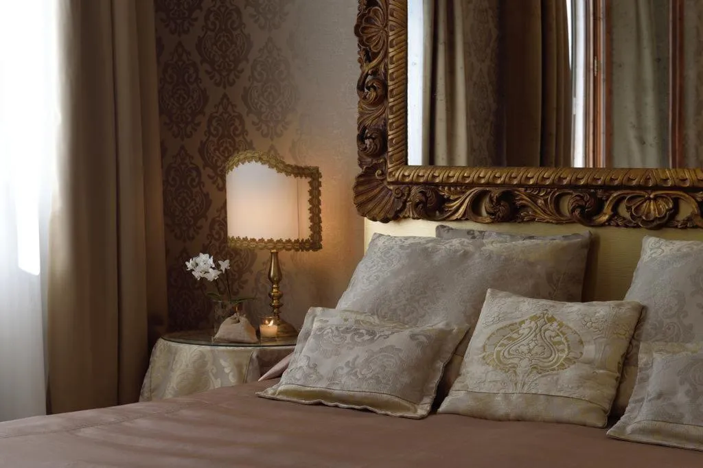 DOUBLE DELUXE LAGOON VIEW Room, Metropole Venezia, Venice