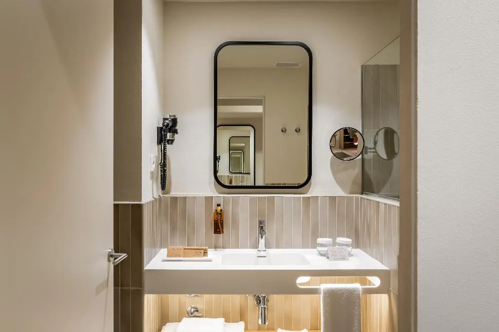 DOUBLE SINGLE USE WITH TERRACE Room, Delfin, Costa Brava