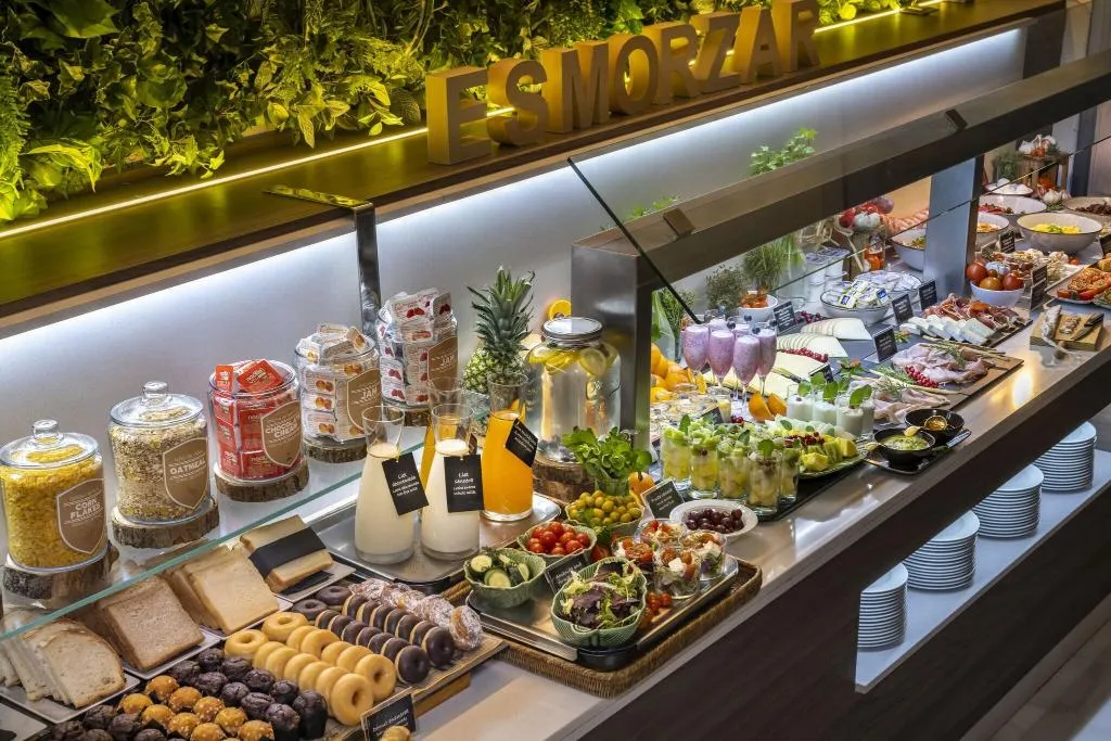 Restaurant, Serhs Carlit Hotel, Barcelona