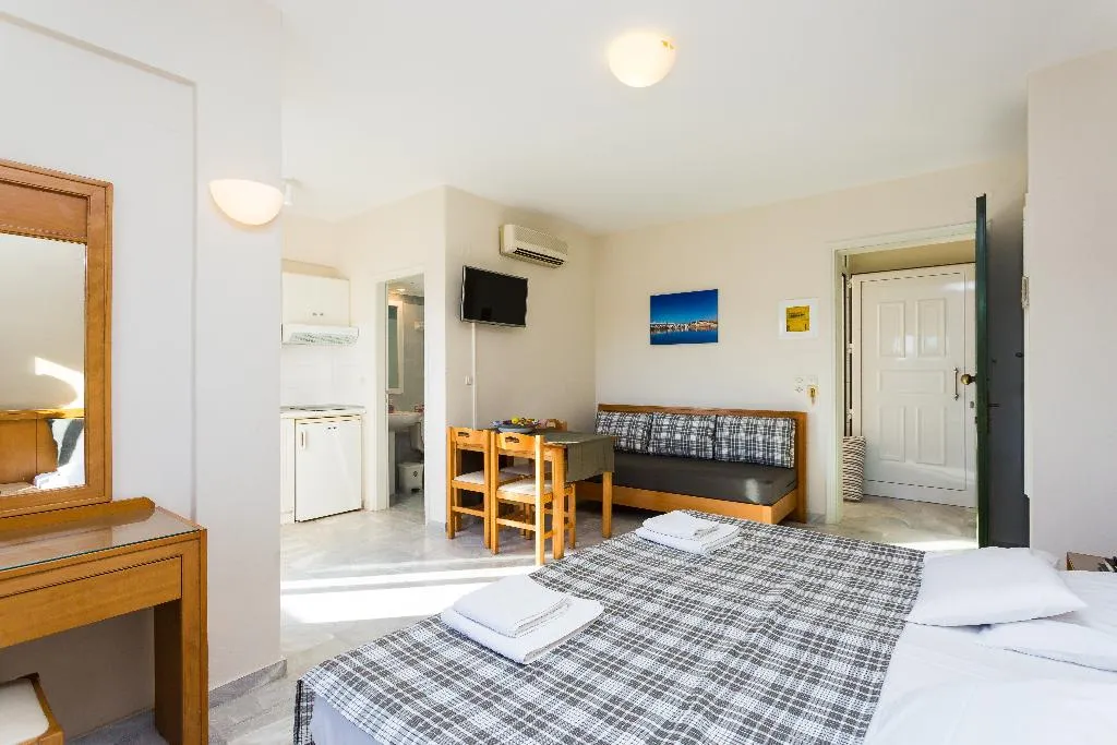 STUDIO STANDARD Room, Radamanthys Apartments, Crete
