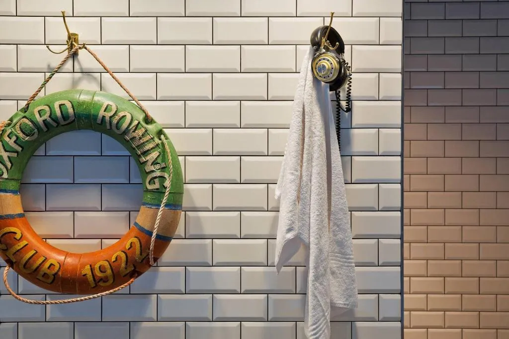Sports and Entertainment, Moxy Amsterdam Houthavens, Amsterdam