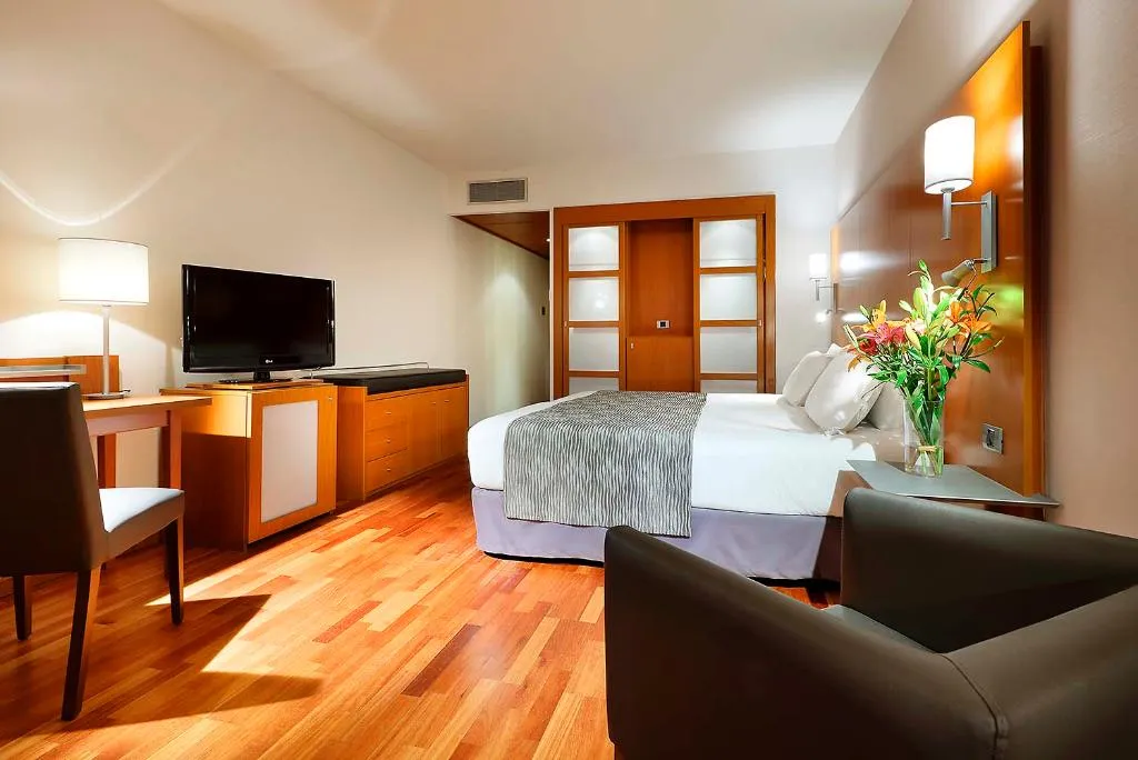 Room, Eurostars Lisboa Parque Hotel, Lisbon