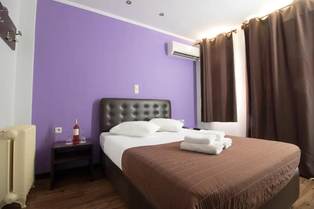 DOUBLE STANDARD Room, Cosmopolit, Athens