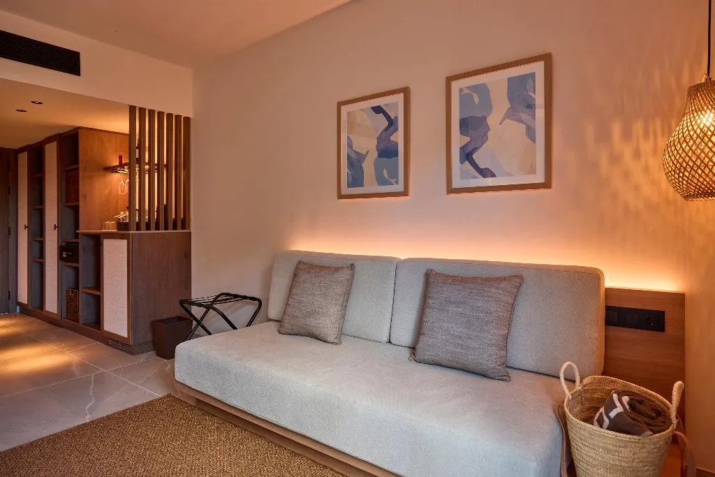Double or Twin DELUXE Room, Purobeach Resort Santa Ponsa, Majorca