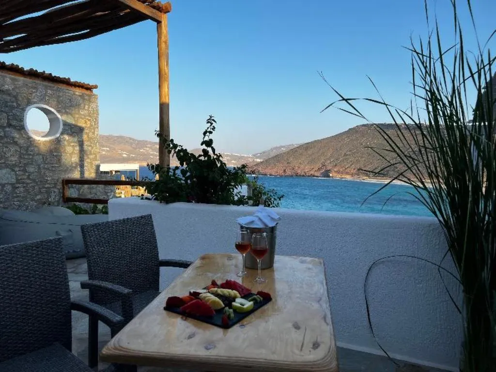 SUITE SEA VIEW Room, Panormos Village Seaside Resort, Mykonos