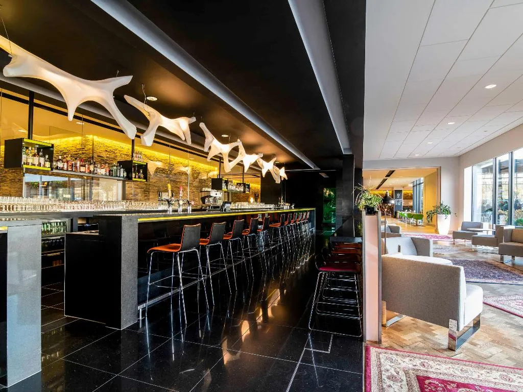 Bar, Novotel Amsterdam City, Amsterdam
