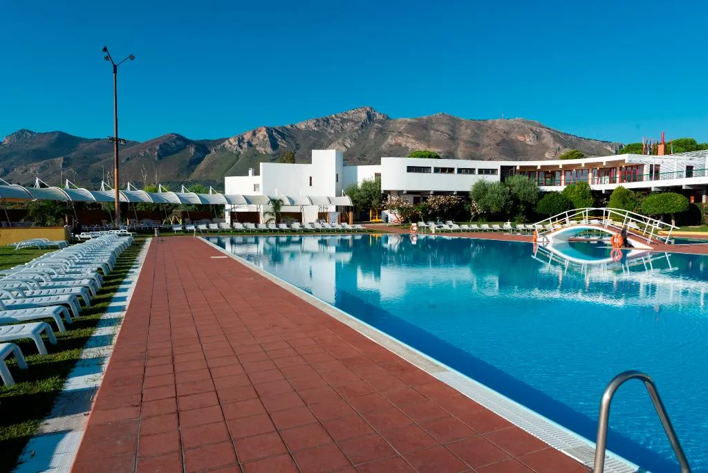 Pool, Hotel & Resort Torre Normanna, Palermo