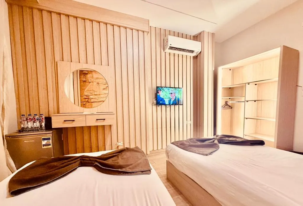 TWIN DELUXE WITH BALCONY Room, Giza Pyramids View Inn, Cairo