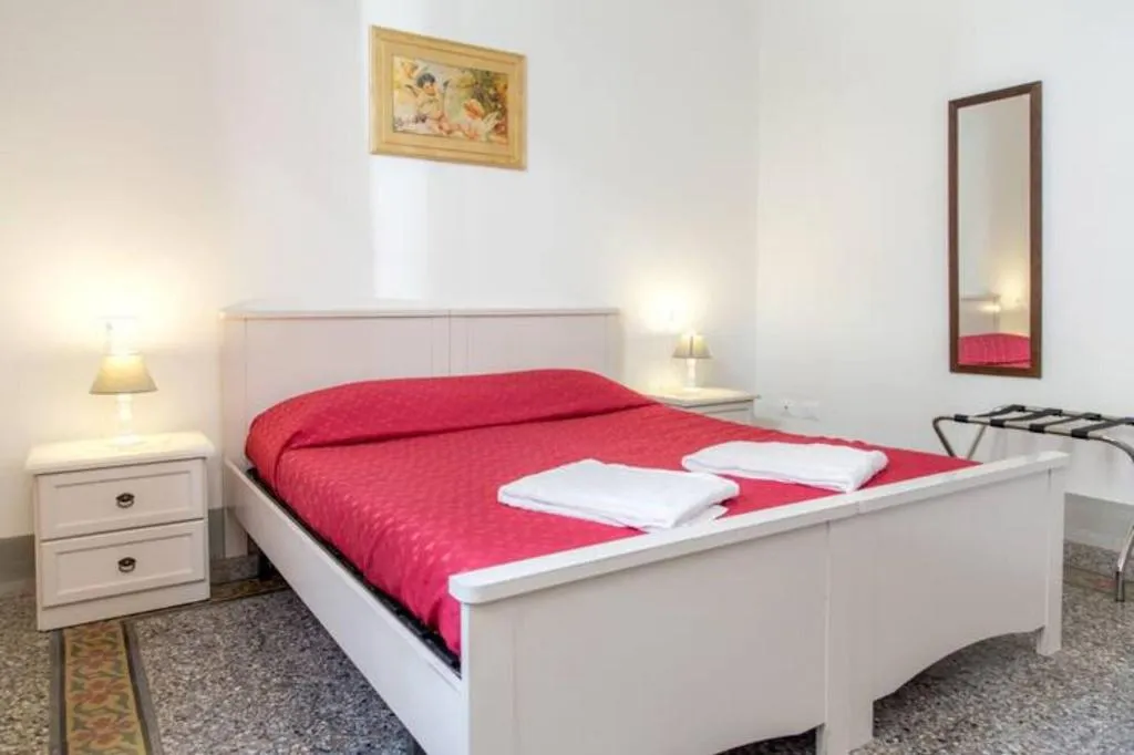 Room, L'Aranceto Guest House, Florence