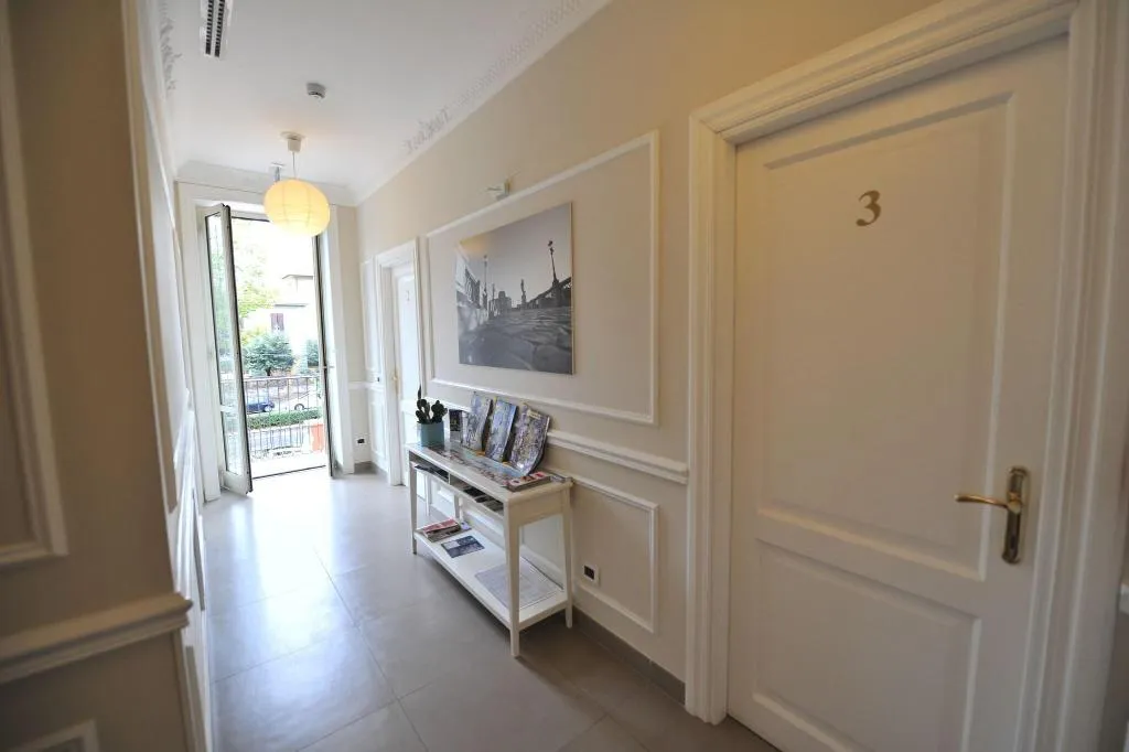 Lobby, Villa Zaccardi, Rome