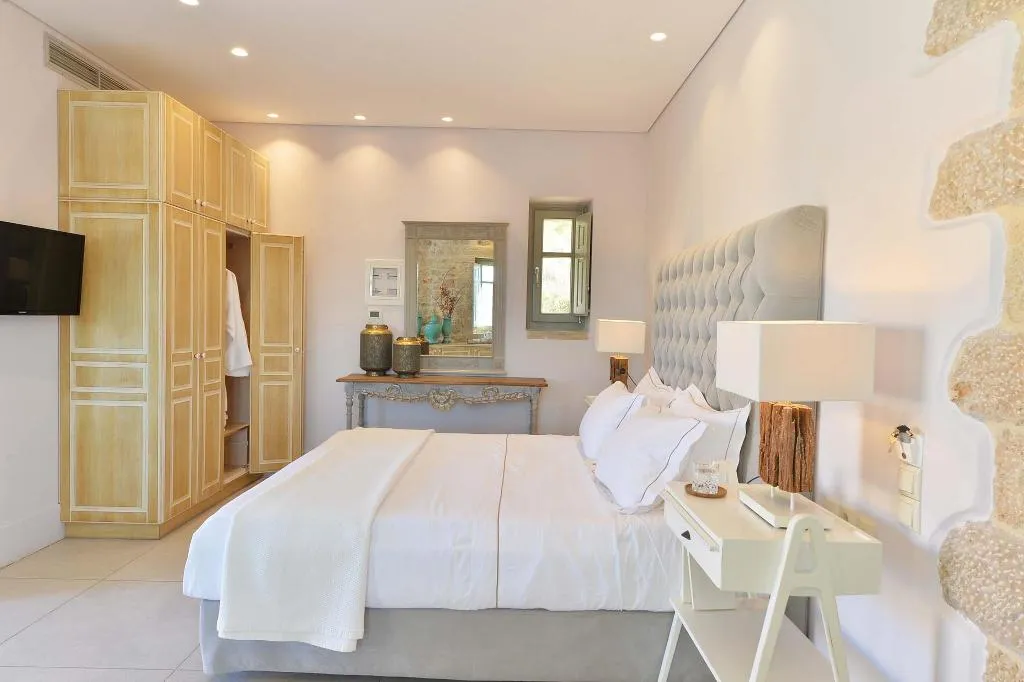 SUITE DELUXE SEA VIEW Room, Akrolithi Boutique Hotel & Suites, Kalamata
